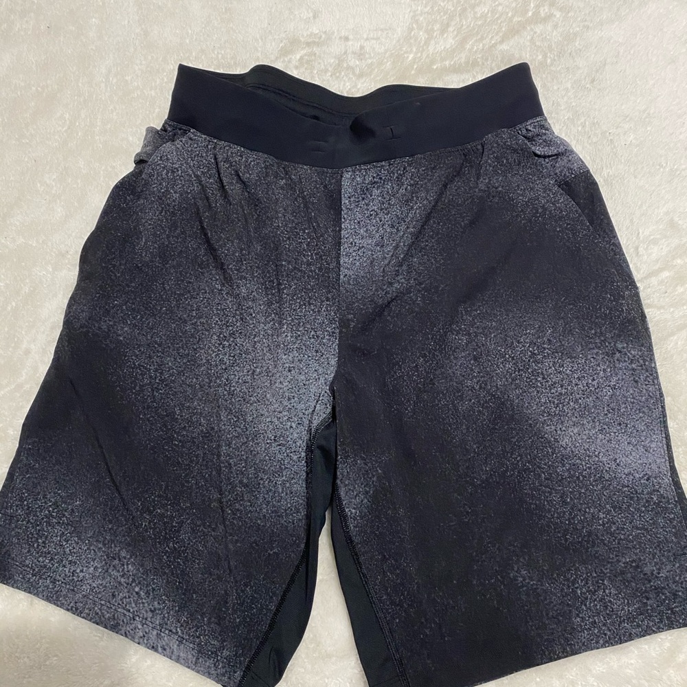 Men’s Lululemon shorts